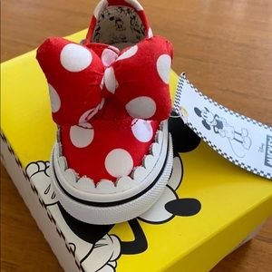 Minnie Mouse vans - size 2
